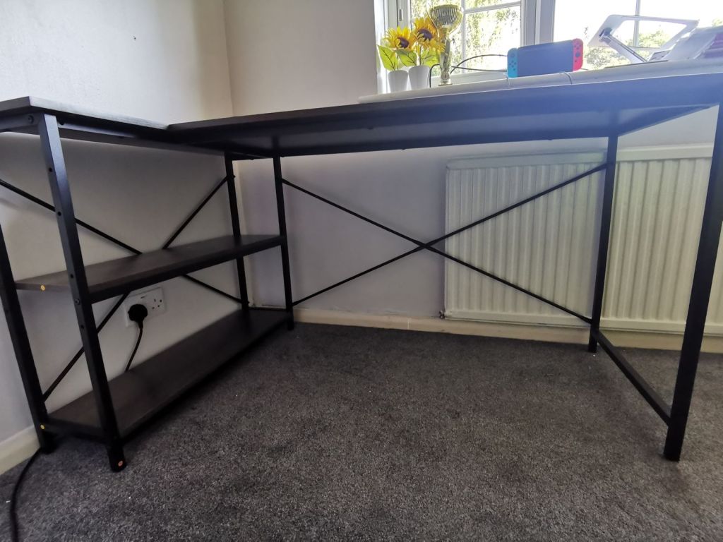 Assembled corner desk